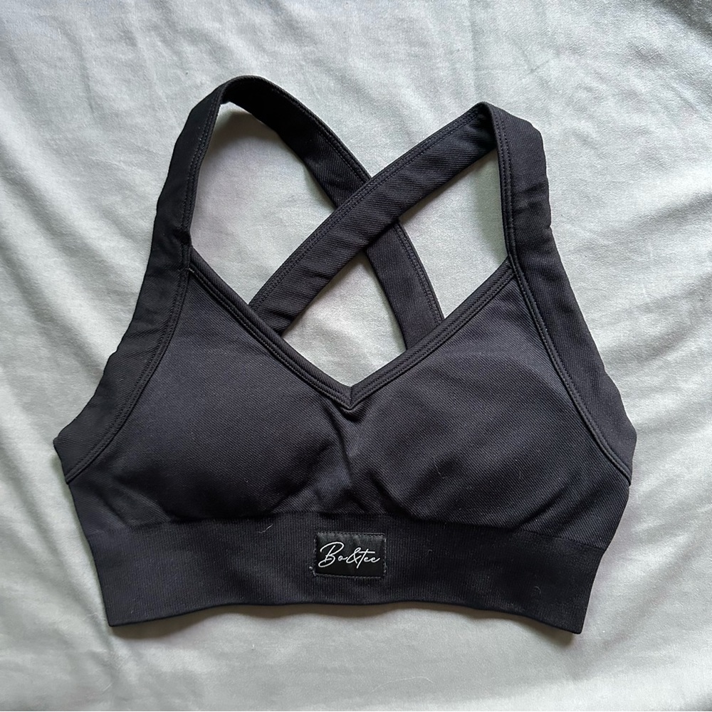 Bo+Tee Sports Bra
